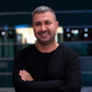 Meet your Posher, Sadık